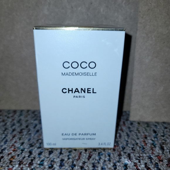 CHANEL Bath & Body Coco Mademoiselle Eau De Parfum Vaporisateur 34